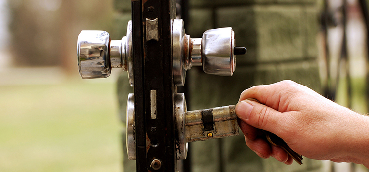 front door latch repair Lake Elsinore